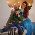 Andrea, malato di leucemia, incontra la Sirenetta Ariel all'Acquario