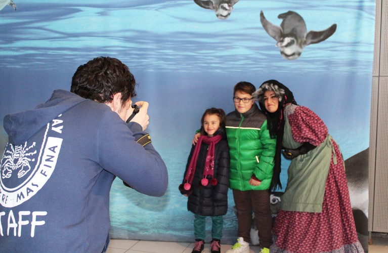 Decine di bimbi per la Befana all'Acquario!